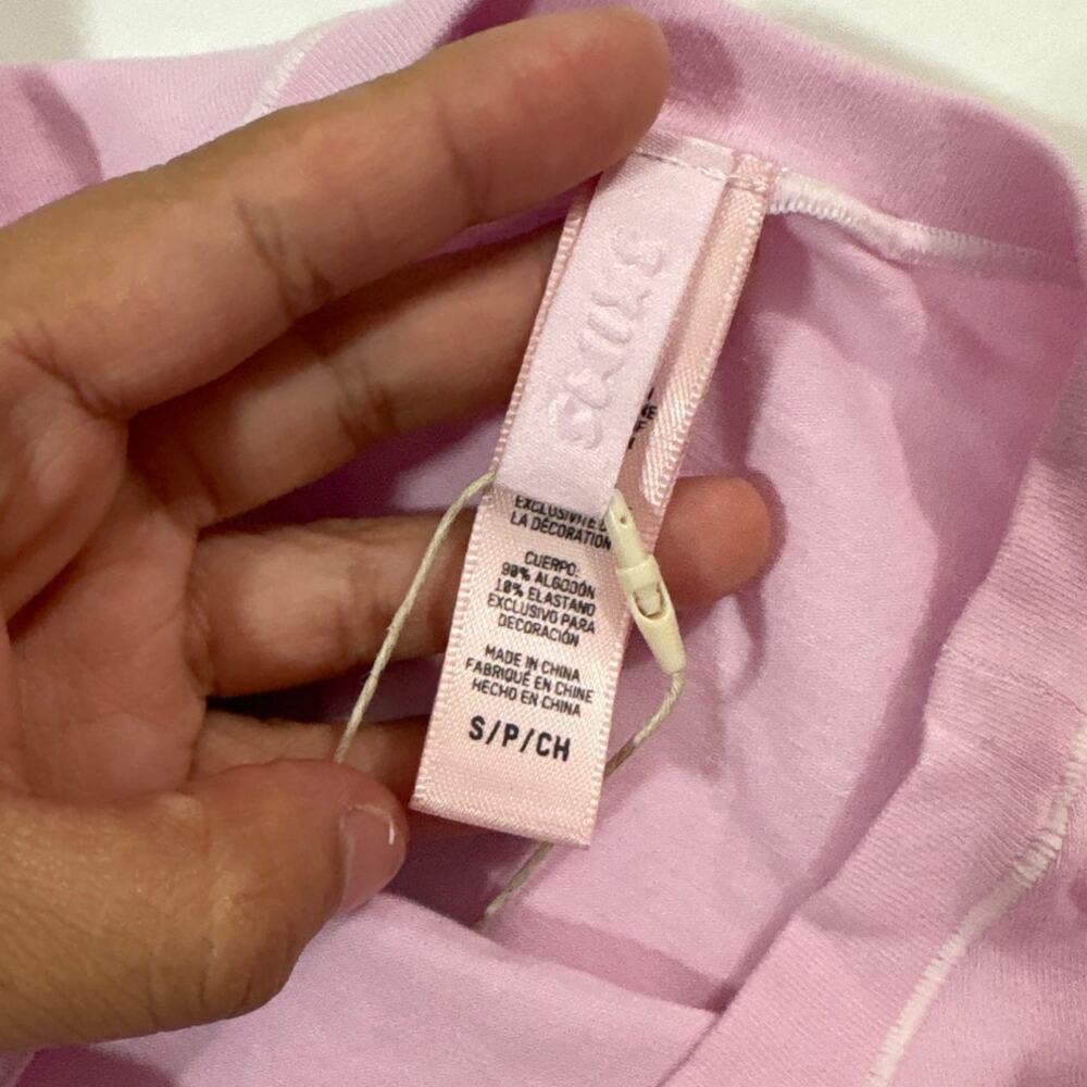 NWT SKIMS Womens Small Cotton Jersey Embroidered T-Shirt Baby Pink Out of Sight - Picture 4 of 8